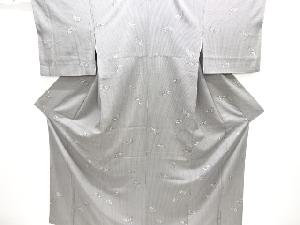 縞に孔雀模様小紋着物